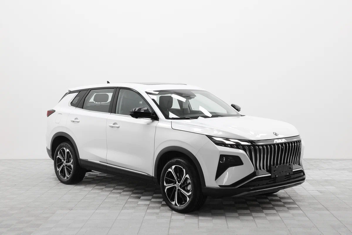 Dongfeng Huge по цене от 1 593 000