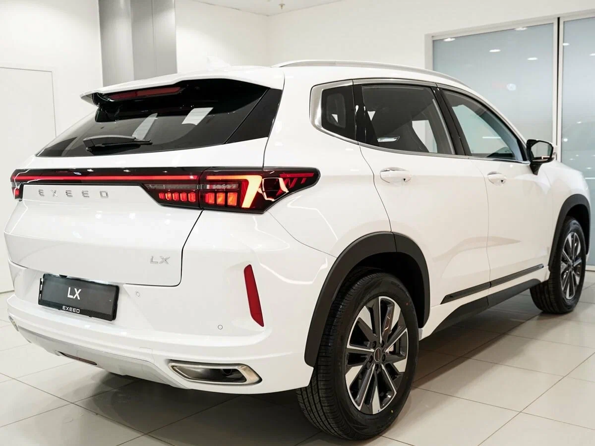 Эксид ЛХ с автосалона по цене от 1 487 000