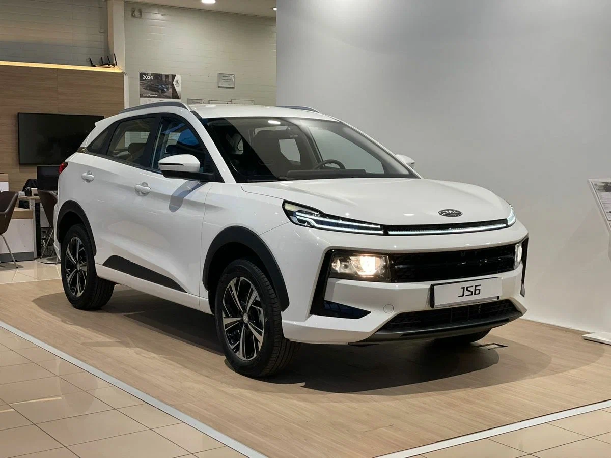 Jac JS6 купить по цене от 1 388 000