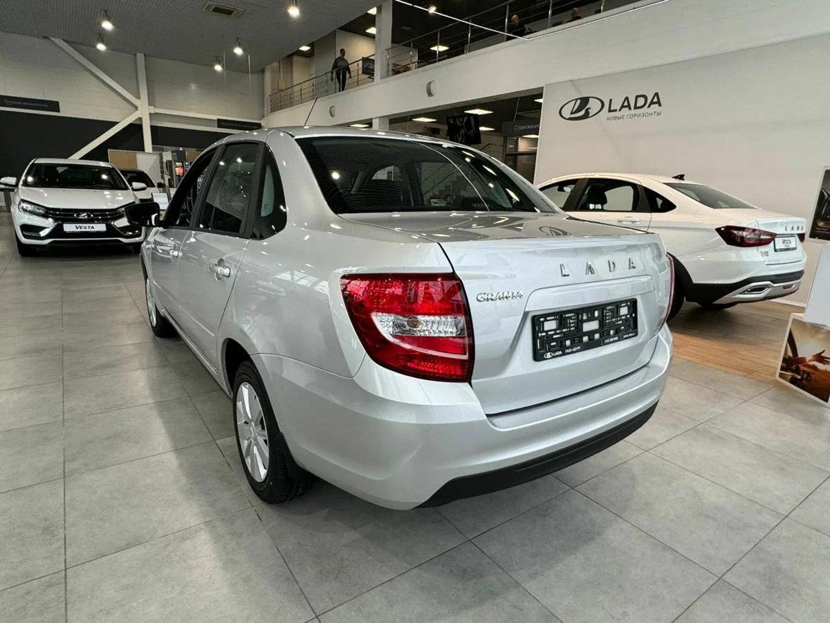 Lada Granta Седан по цене от 411 000