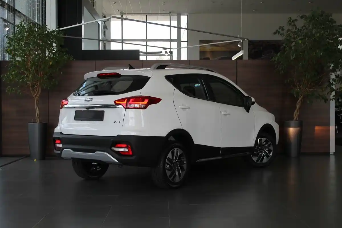 Jac JS3 по цене от 1 009 000