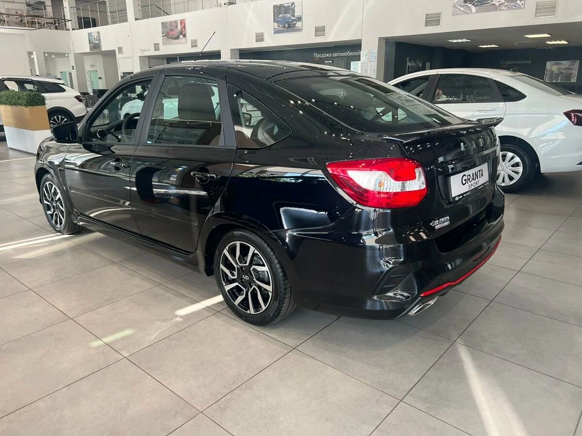 Lada Granta Sportline Лифтбек по цене от 754 000