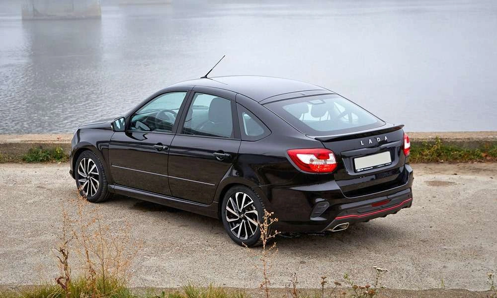 Lada Granta Sportline Лифтбек - Изображение №8