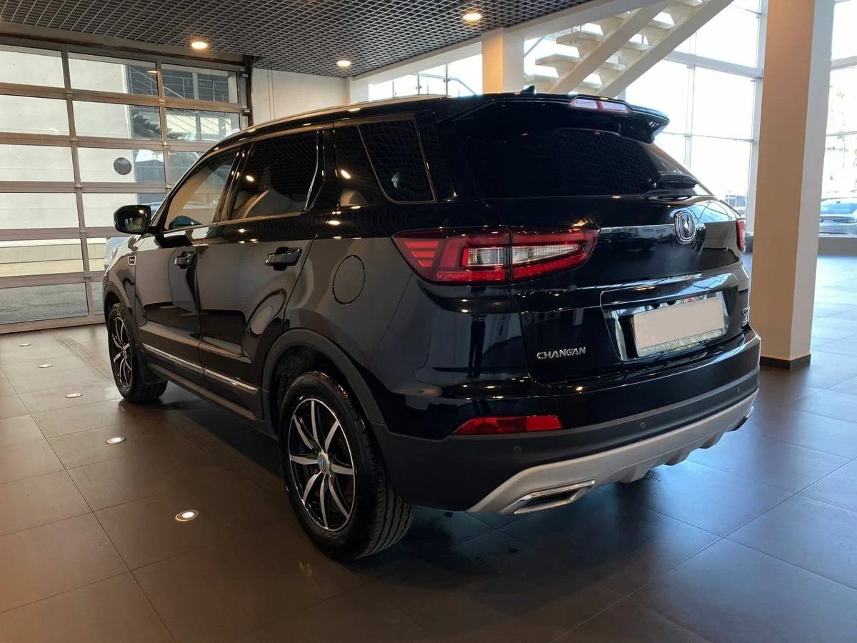 Чанган КС55 с автосалона по цене от 1 285 000
