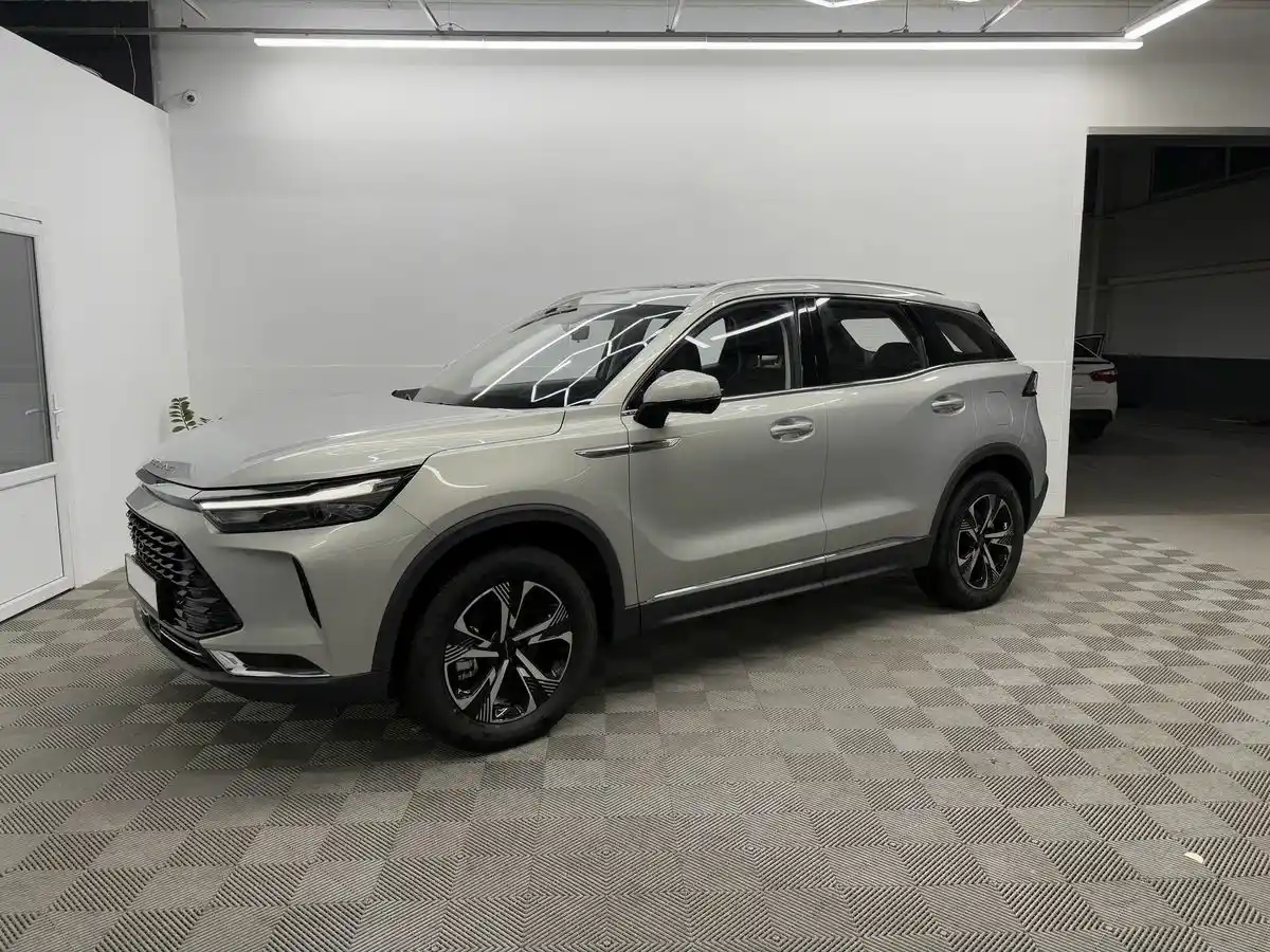 BAIC X7 по цене от 1 036 000