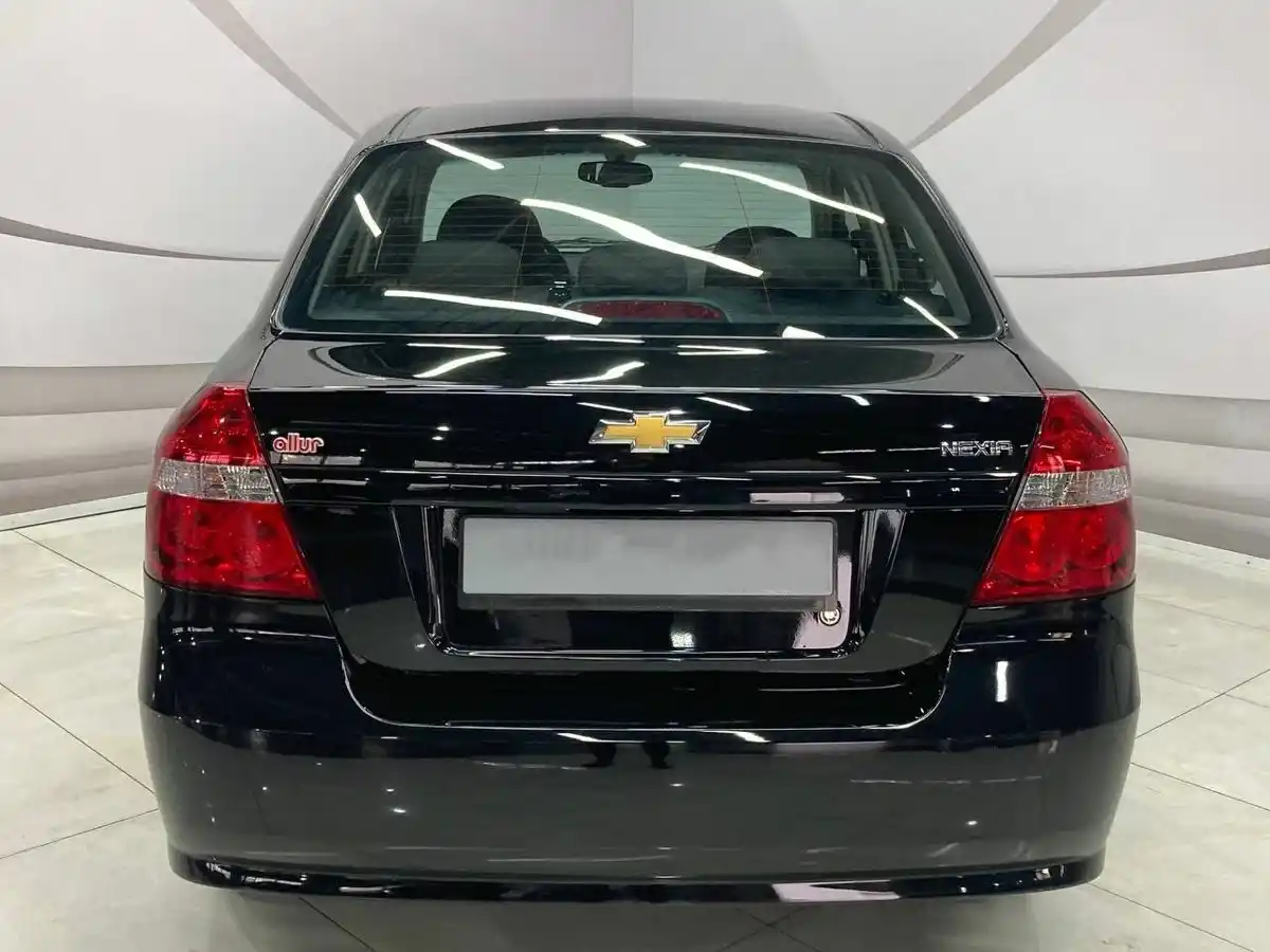 Шевролет Нексия с автосалона по цене от 475 000