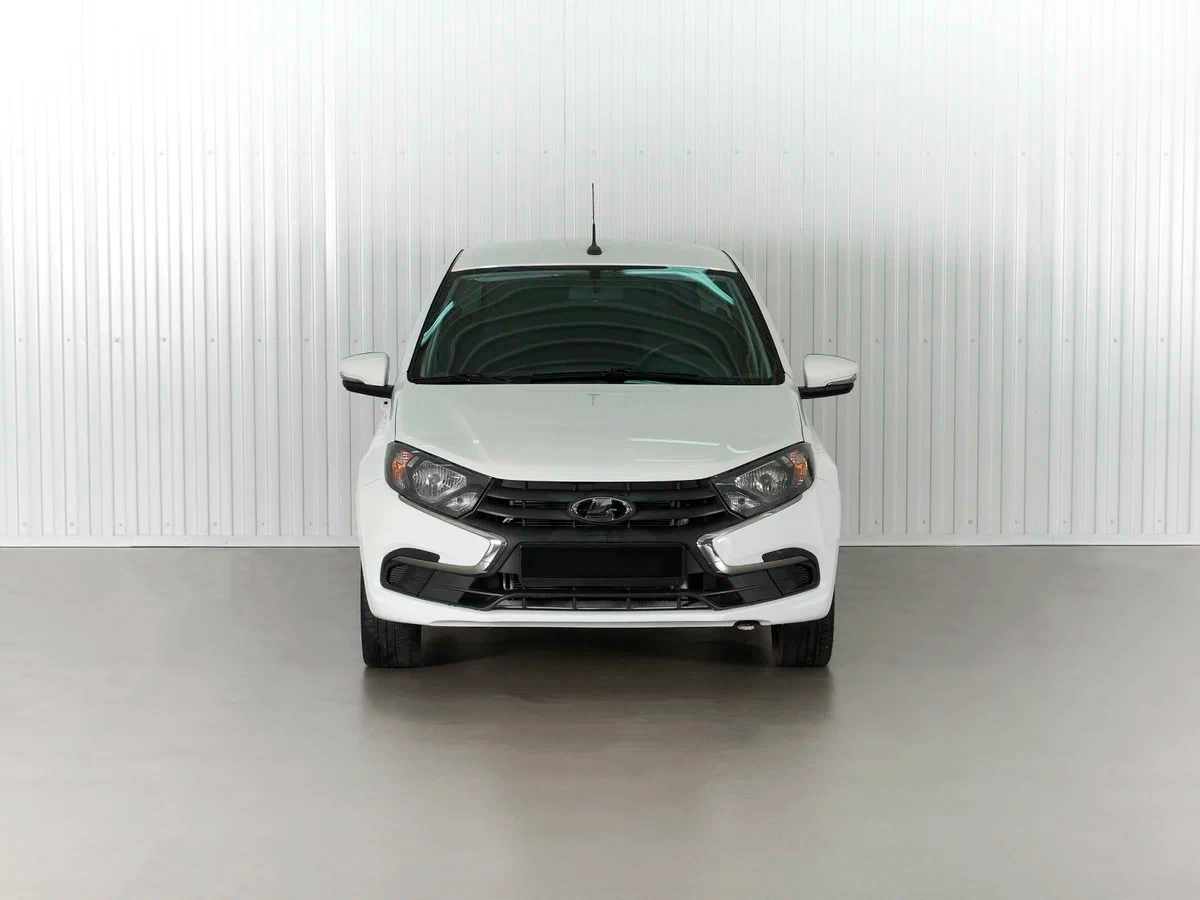 Lada Granta Хэтчбек по цене от 430 000