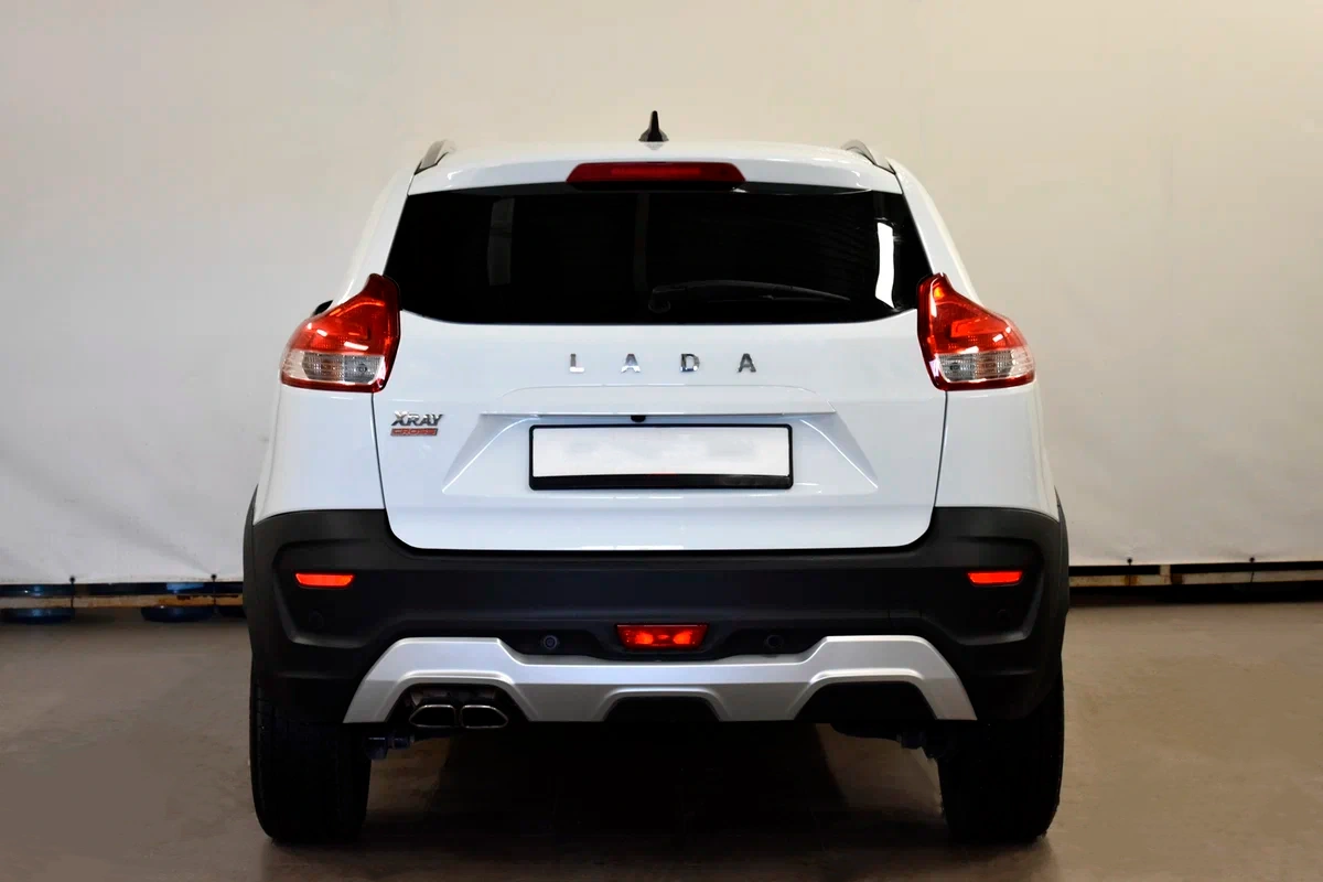 Lada Xray Cross по цене от 683 000