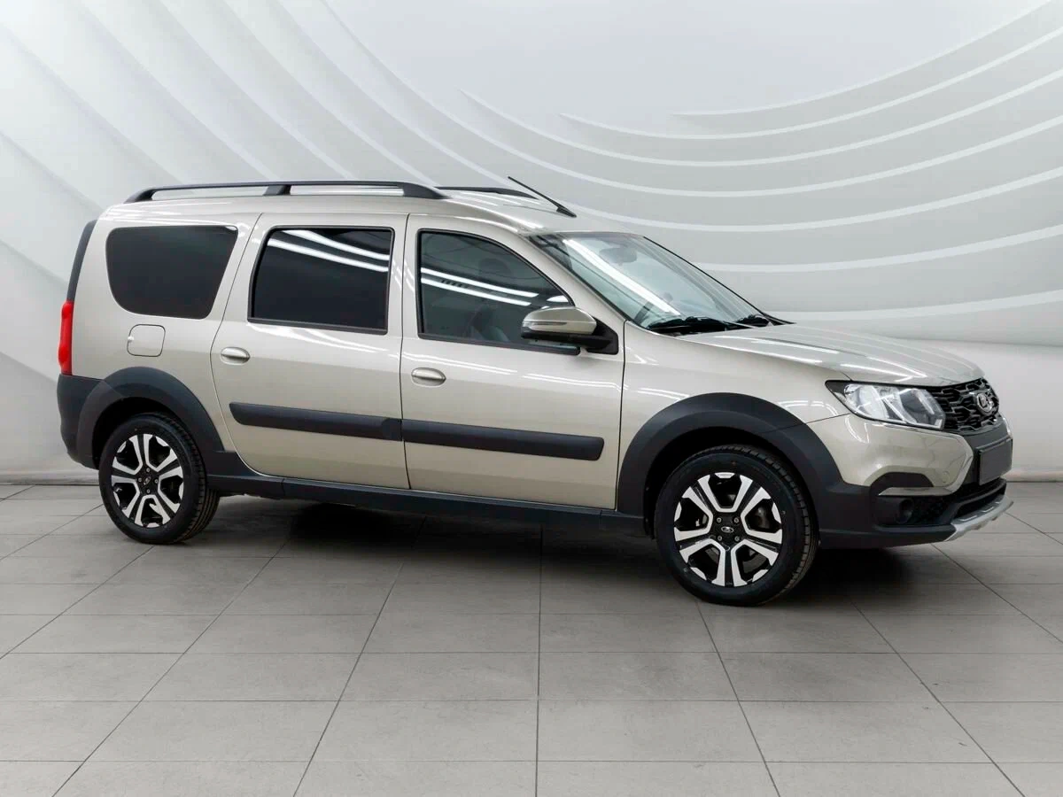Lada Largus Cross купить по цене от 988 000
