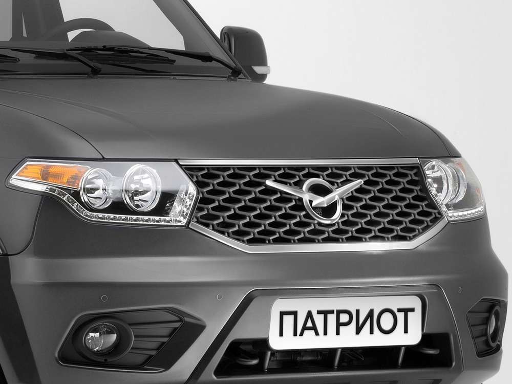 УАЗ Патриот с салона по цене от 899 000