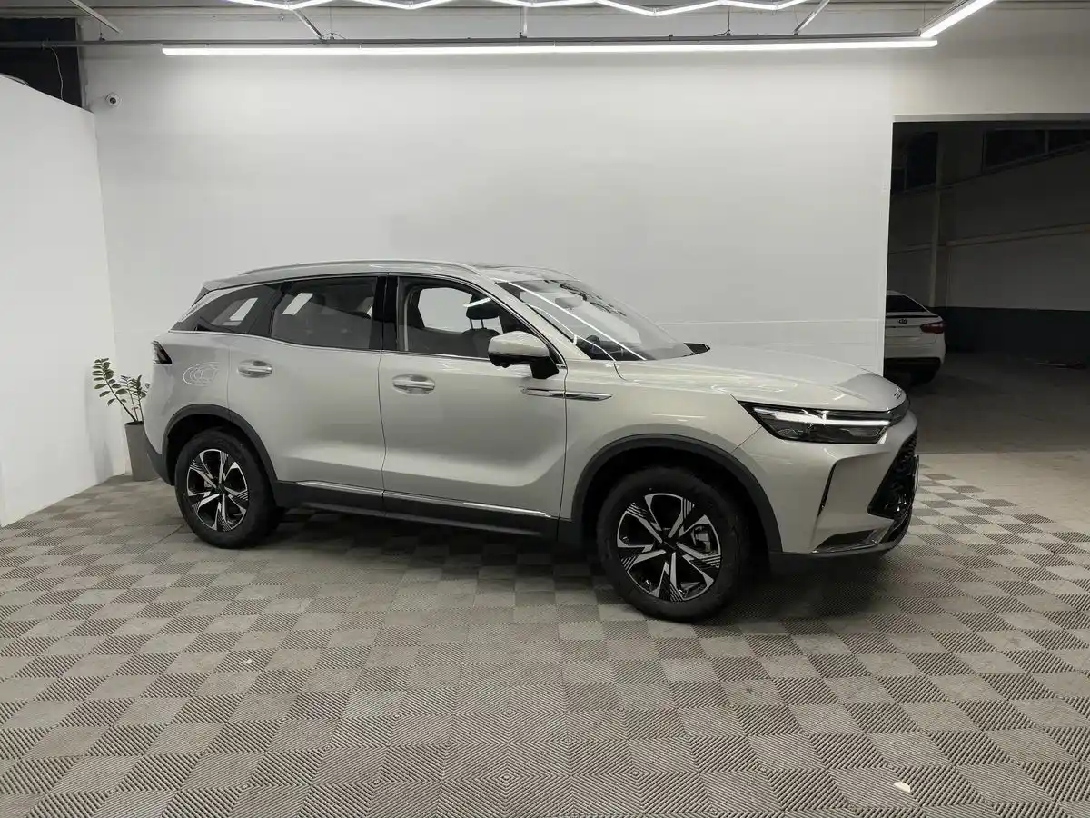 BAIC X7 купить по цене от 1 036 000